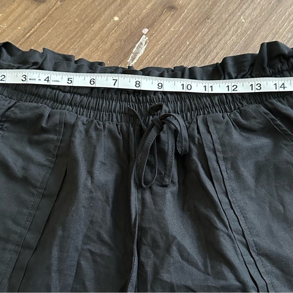 Women’s black shorts, Petal & Pup, size 12 - Picture 3 of 4